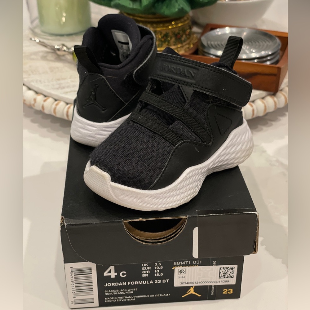Jordan Formula 23 Black, 4c (TD)